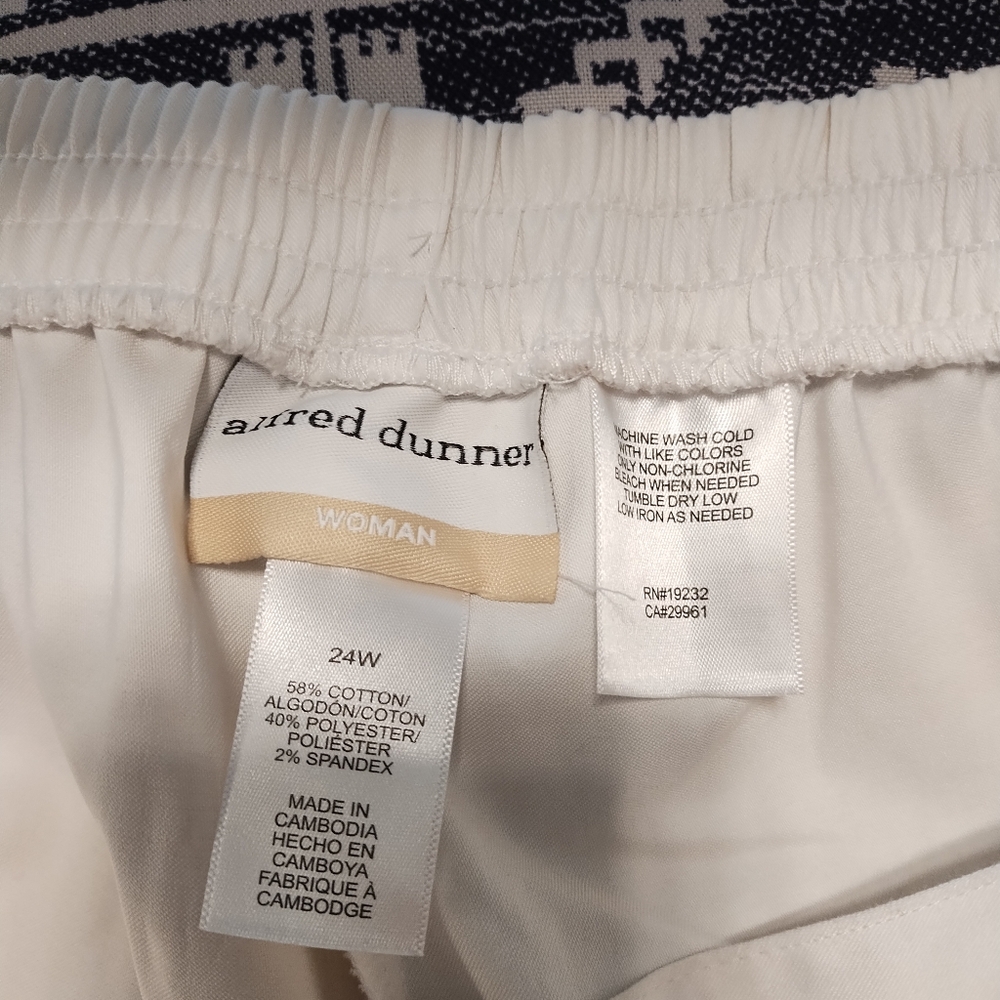 🟢3/$11 Off-White Alfred Dunner Pants - Picture 2 of 7